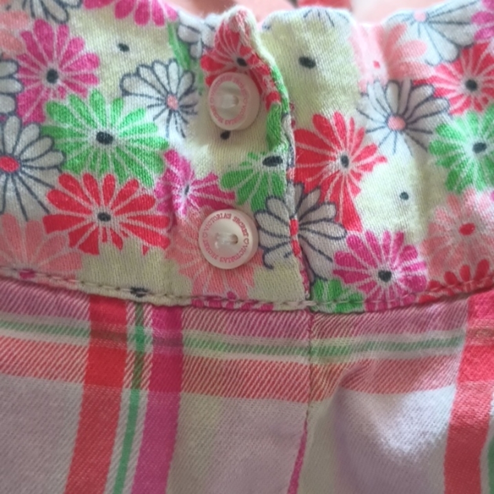 Shorts - Picture 6 of 6